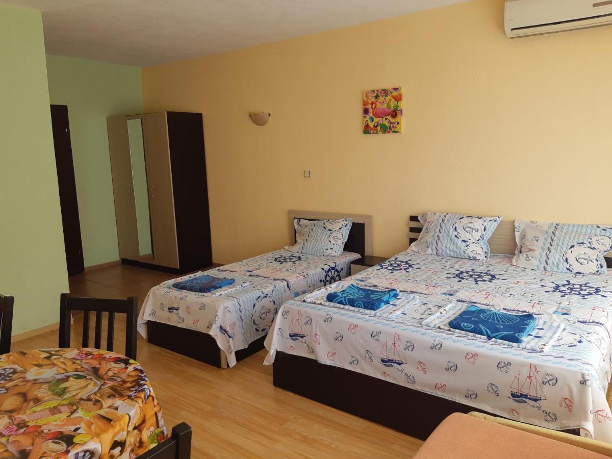 Kazlarov Guest House Kiten  Luaran gambar
