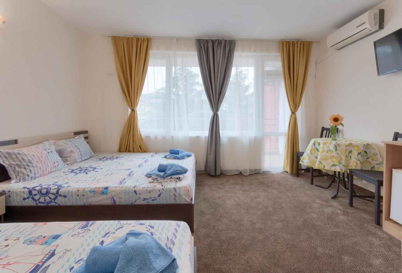 Kazlarov Guest House Kiten  Luaran gambar