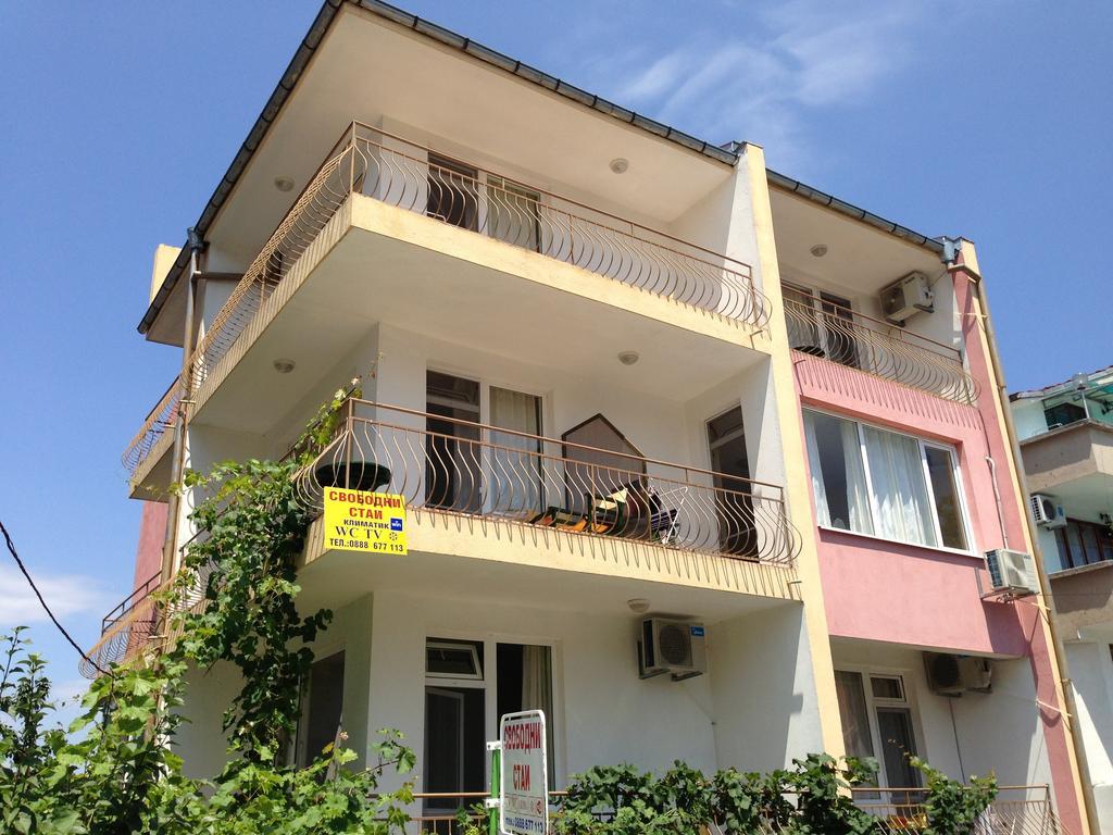 Kazlarov Guest House Kiten  Luaran gambar